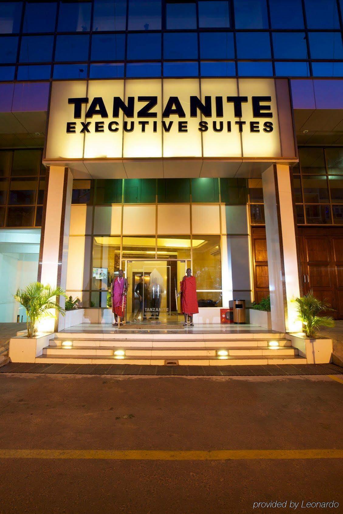 Tanzanite Executive Suites Daressalam Exterior foto
